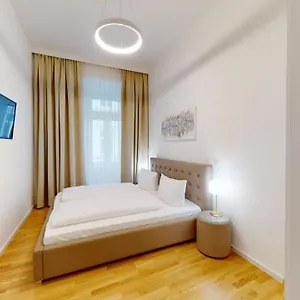 Alon Homes - Premium Center וינה
