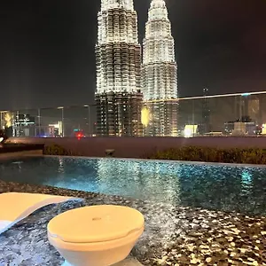 Star Klcc By Cozy White Apartamento Kuala Lumpur