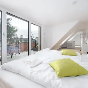 Next To Schoenbrunnpalace Close To Public Transport - Myschoenbrunn Appartement
