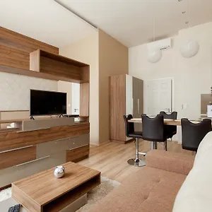 https://budapest-holidays-concept.inbudapesthotels.com
