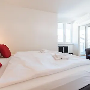 Mainstation - 10 Minutes To Citycenter - With Aircondition Апартаменты