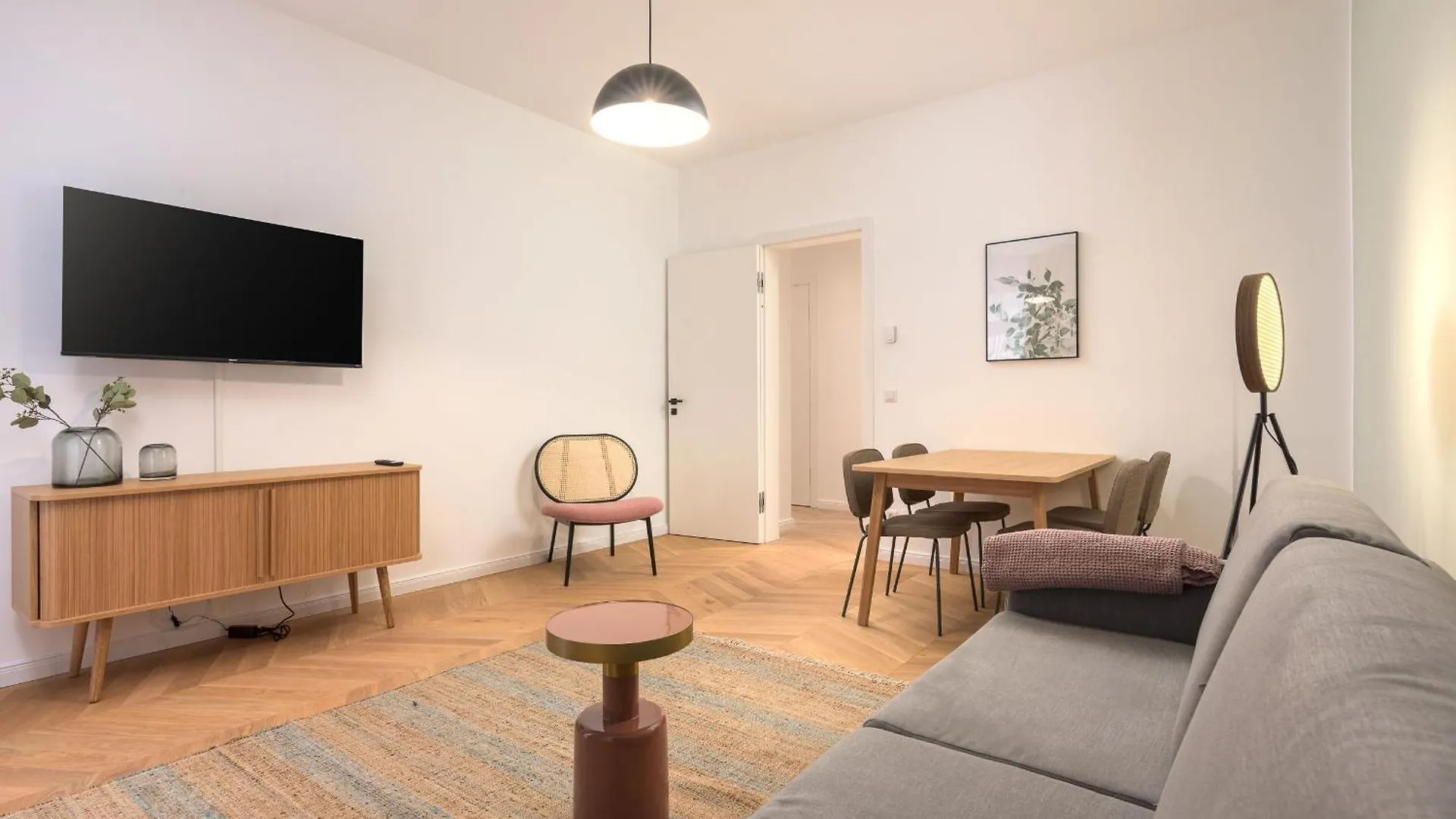 Limehome Vienna Karajangasse 0*,