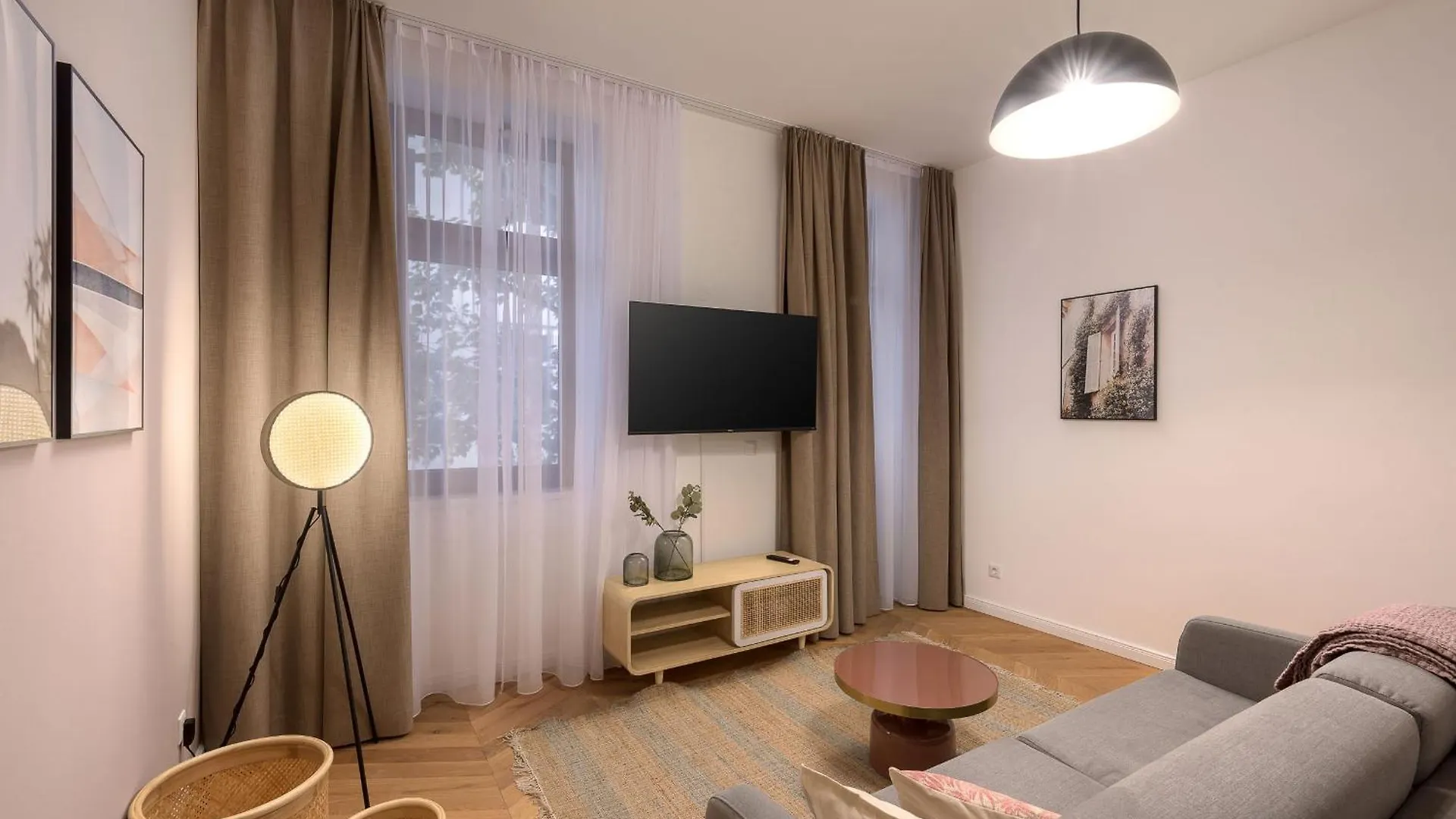 Limehome Vienna Karajangasse 0*,